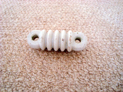 EDDYSTONE WHITE CERAMIC AERIAL STRAIN INSULATORS DOGBONE CAT No 999