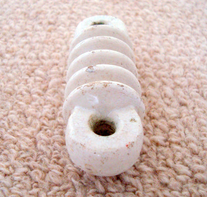 EDDYSTONE WHITE CERAMIC AERIAL STRAIN INSULATORS DOGBONE CAT No 999