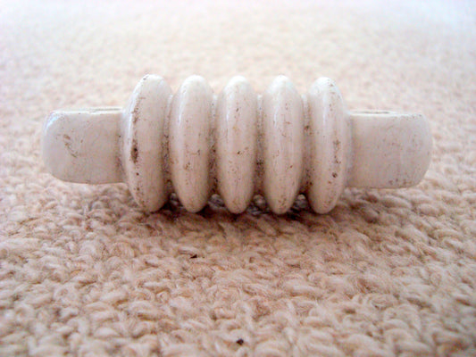 EDDYSTONE WHITE CERAMIC AERIAL STRAIN INSULATORS DOGBONE CAT No 999