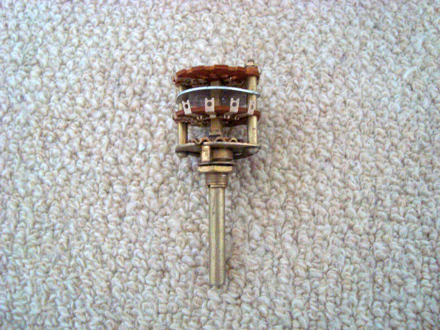 ROTARY RADIO TRANSMITTER SWITCHES SINGLE THROW 3-POLE 2-WAFER YAXLEY STYLE