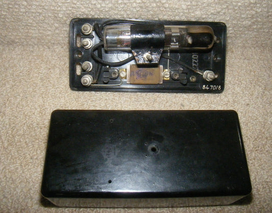 AIR MINISTRY, BAKELITE CASED THERMOSTAT, ZC10222, - MULLARD MAGIC - 2
