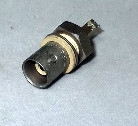 Amphenol ,BNC Connector Receptacle, 31-10, 31-102,  Female Socket ,50 Ohm, Panel Mount, Solder Cup