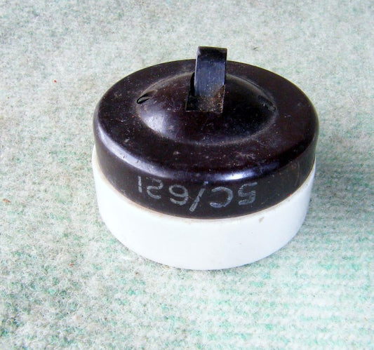 AIR MINISTRY RAF BAKELITE & PORCELAIN MAGNETO SWITCH 5C 621 - MULLARD MAGIC - 1