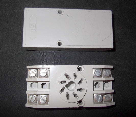 RADIOSPARES, RS, OCTAL RELAY BASE, IDEAL FOR TESTING VALVES