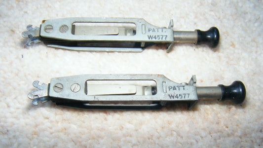 AIR MINISTRY, LOCKING PUSH SWITCH, GPO TYPE, PATTERN W4577,
