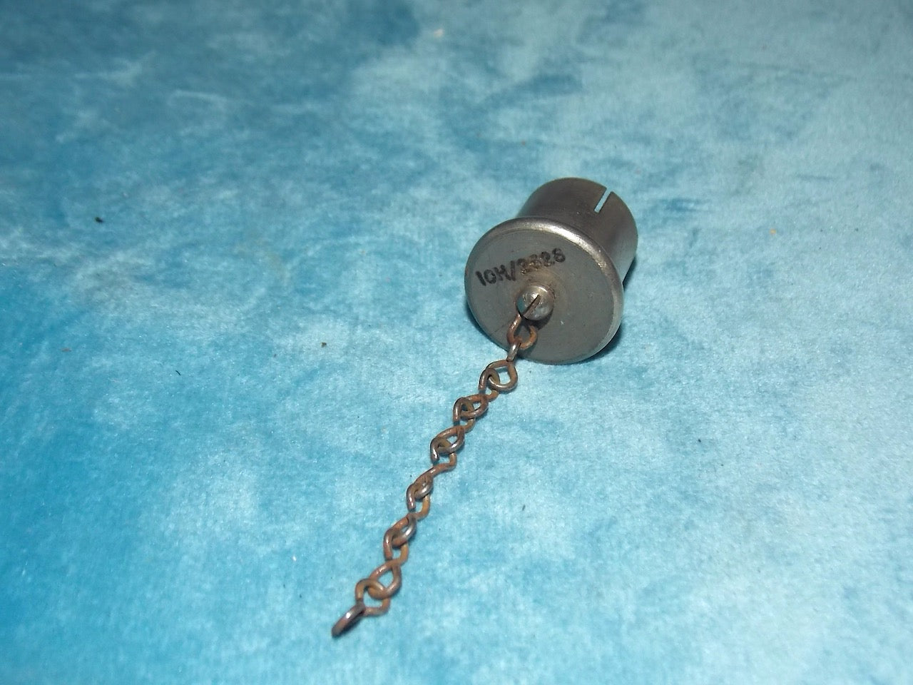 10H/2628, nickel plated brass, bayonet fit socket cover,  14mm Dia.