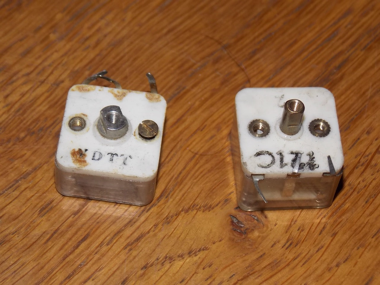 Miniature Variable Capacitor,2 x 2cm, 150pF, NOS