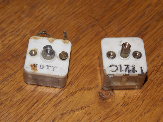 Miniature Variable Capacitor,2 x 2cm, 200pF, NOS