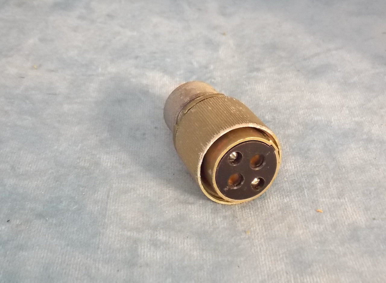 W PLUG, PLESSEY CIRCULAR,  CABLE MOUNT, 2  PIN, FEMALE, AIR MINIISTRY, GEE, 10H/4043