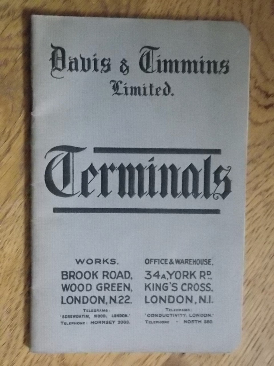 SET OF 4X, DAVIS & TIMMINS, BINDING POSTS, BRASS, 9mm HEAD DIA,  15mm HEAD HEIGHT, 20mm STUD LENGTH