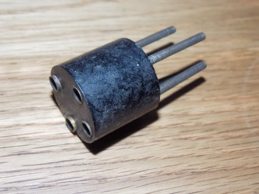 BRITISH 4 PIN,  BRASS, EBONITE, PAXOLIN, B4 , VALVE BASE