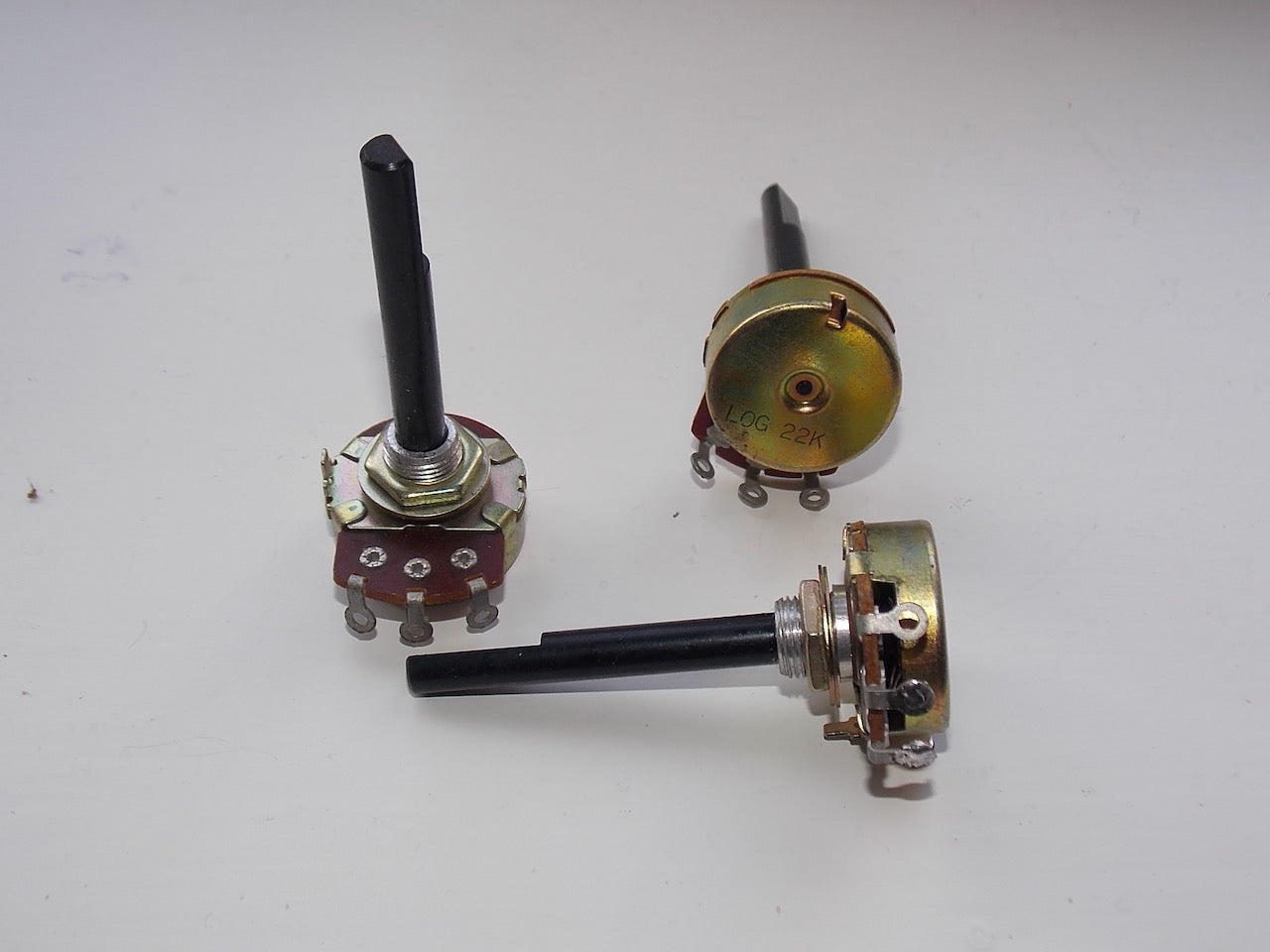EGEN,  EA, 100K,  20mm Metal Case, Potentiometer