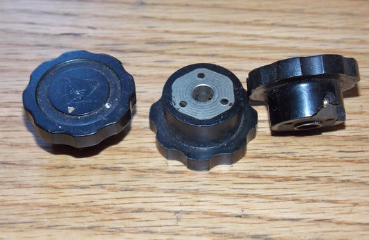 EDDYSTONE , FLUTED KNOB, , BLACK BAKELITE, CAT NO 592,   1 5/16 ins DIA, 31mm DIA