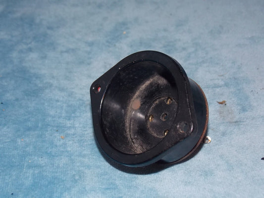 BELLING STYLE, WIDE TOP, BRITISH 4 PIN, B4,   BLACK, VALVE HOLDER,