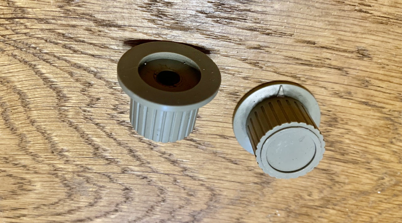 GREY SKIRTED KNOB, KW ELECTRONICS, 28mm  SKIRT DIA,  20mm KNOB DIA, 6mm SHAFT