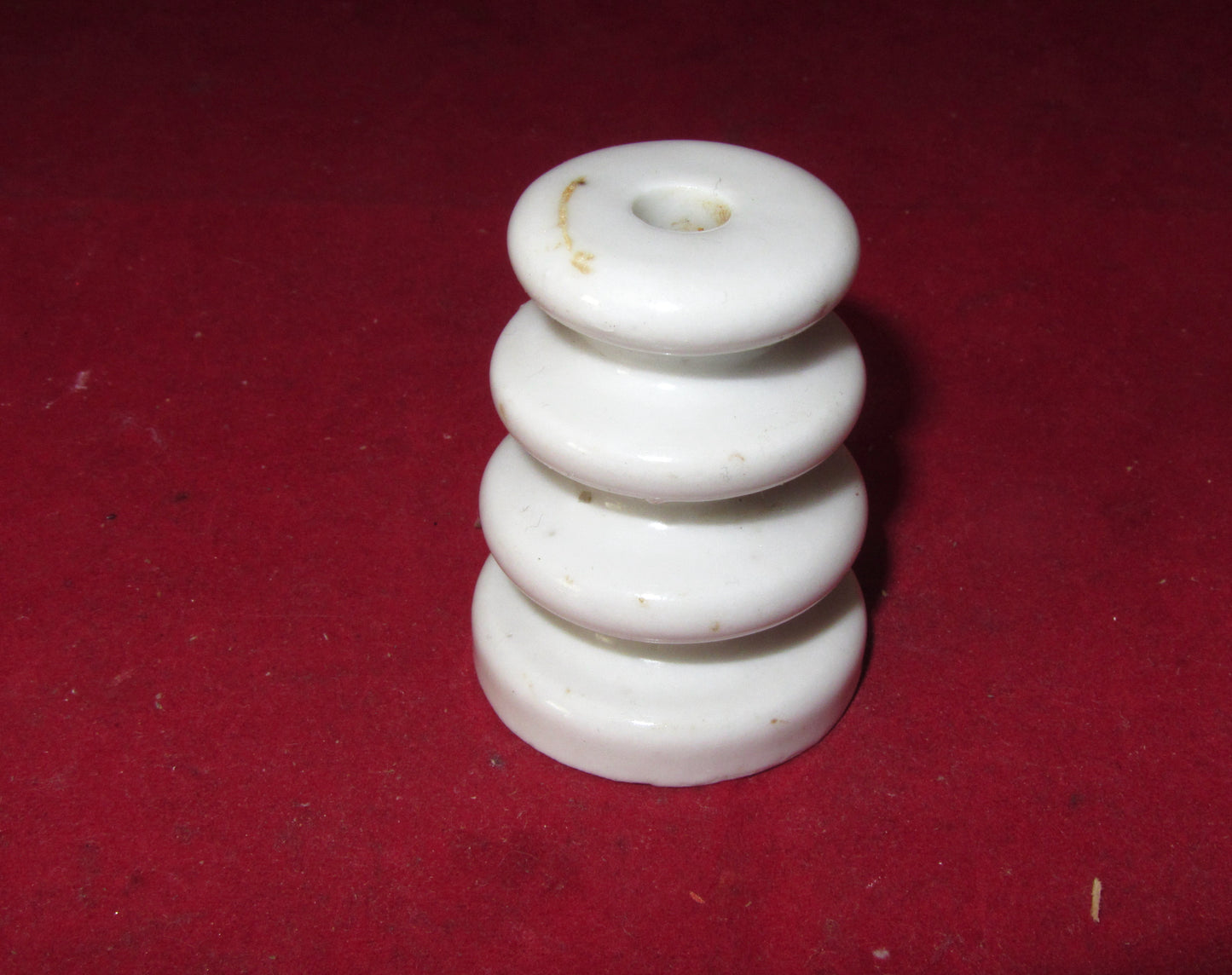 RAYMART, RIBBED CONICAL INSULATING PILLARS,  50mm HEIGHT , 40mm DIA
