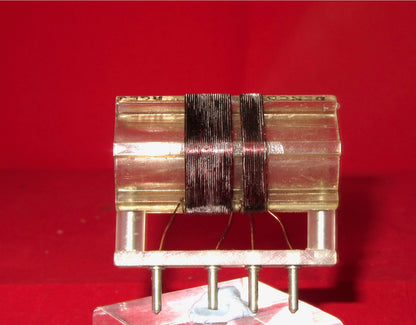DENCO, RANGE 5, POLYSTYRENE FORMER, 4 PIN COIL, 16 - 34 MHz ,( TUNED 100pF),