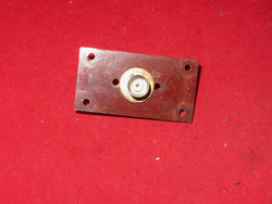 BNC , CHASSIS MOUNT PLUG, ON PAXOLIN PLATE 50 X 25mm