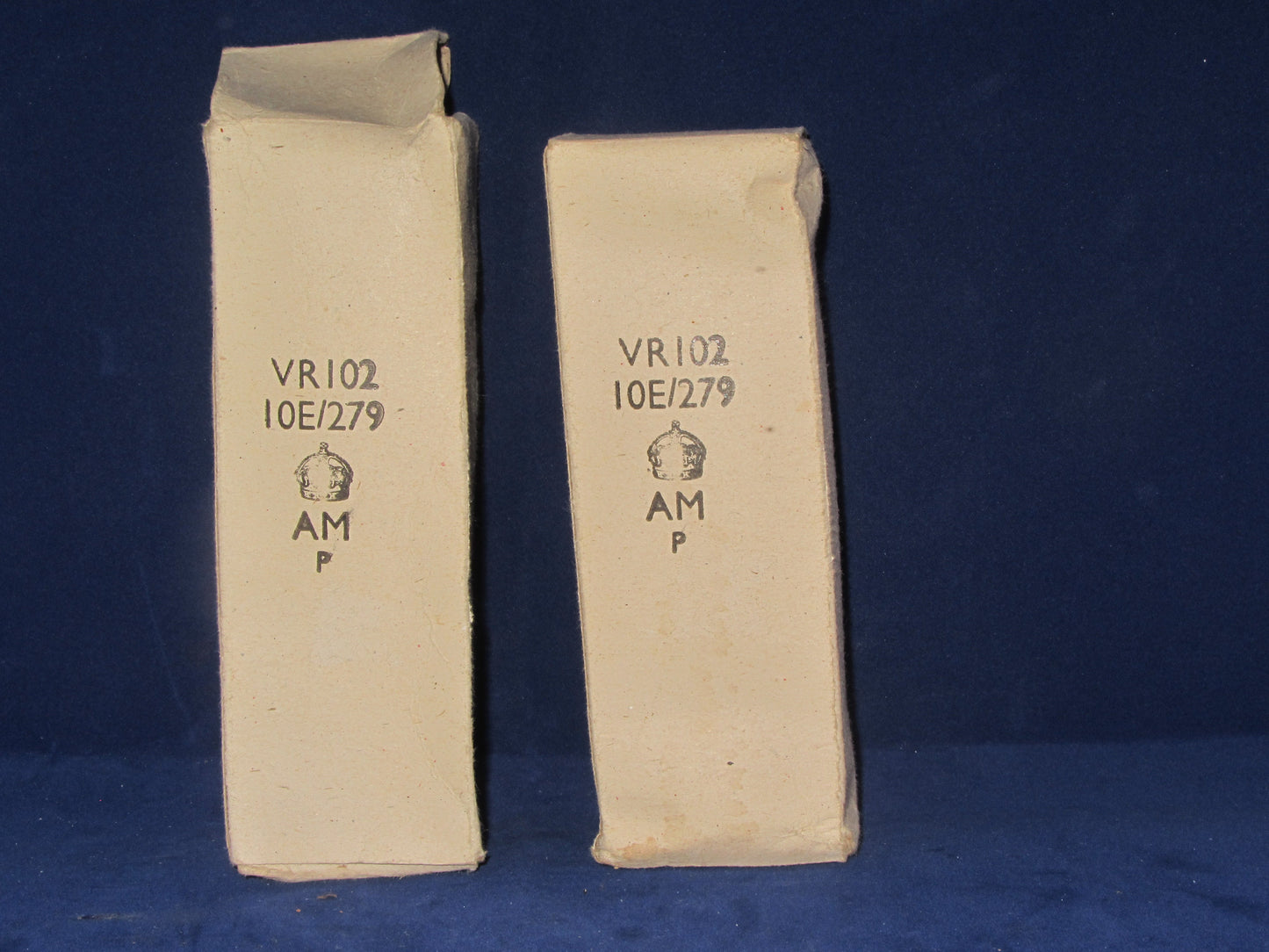 BL63, OSRAM, NEW BOXED, CV1102, VR102, 10E/279, MIL SPEC, BL63, AUDIO TRIODE,  GEC SHAW, PRE-1948 MANUFACTURE, AS  USED IN R1155,