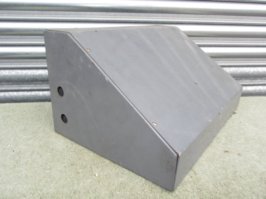 VINTAGE PROJECT CASE, INSTRUMENT CASE, 15 X 10.5 X 8 INCH , CHARCOAL GREY ENAMEL FINISH,  WITH SLOPING FRONT, REAR LOUVRES