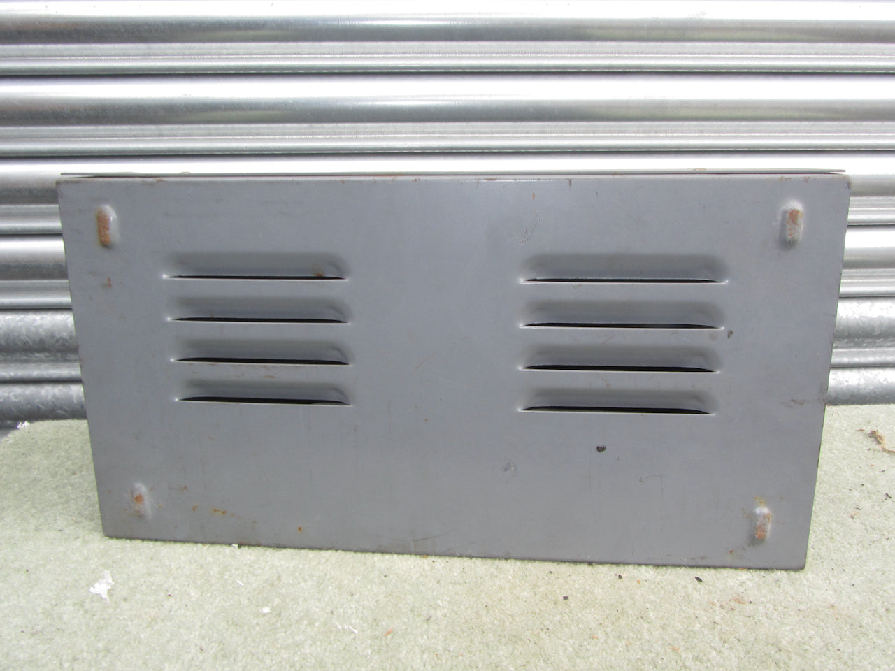 VINTAGE PROJECT CASE, INSTRUMENT CASE, 15 X 10.5 X 8 INCH , CHARCOAL GREY ENAMEL FINISH,  WITH SLOPING FRONT, REAR LOUVRES