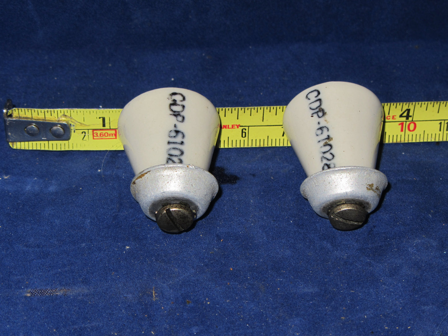 USN, , CERAMIC,CONICAL PILLARS X2,  -A PAIR, CDP-61028