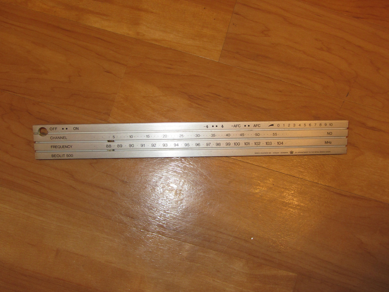 BANG & OLUFSEN, B & O, BEOLIT 500, ALUMINIUM TOP PANEL TUNING SCALE