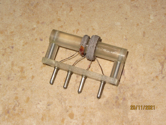 DENCO, RANGE 2, POLYSTYRENE FORMER, 4 PIN COIL, 2 -4.5 MHz ,( TUNED 100pF),