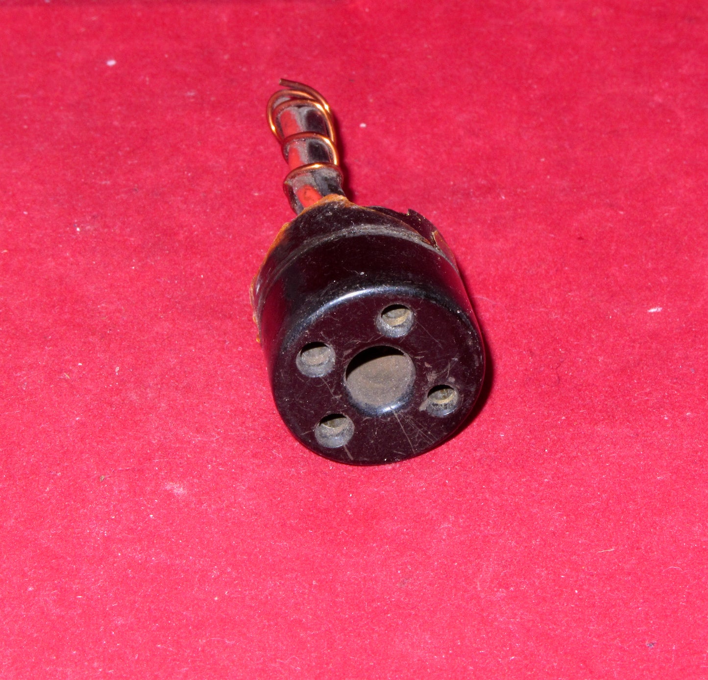 R1082, AIR MINISTRY, POWER PLUG