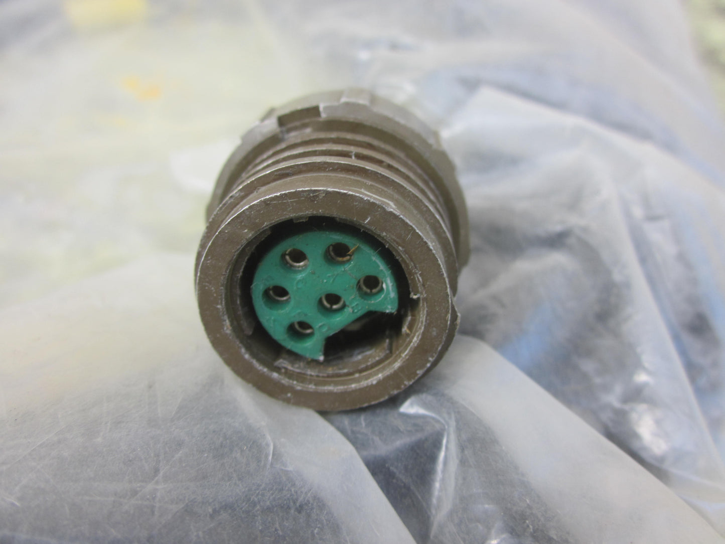 Pattern 104 Plessey Mk 7 Aluminium Small free 6 way socket to 6 way plug lead for Pye C12, Larkspur B47, B48, C13, C42, C45,  NATO, Z1 - 5995 - 99 - 949 - 1080, CES 42900