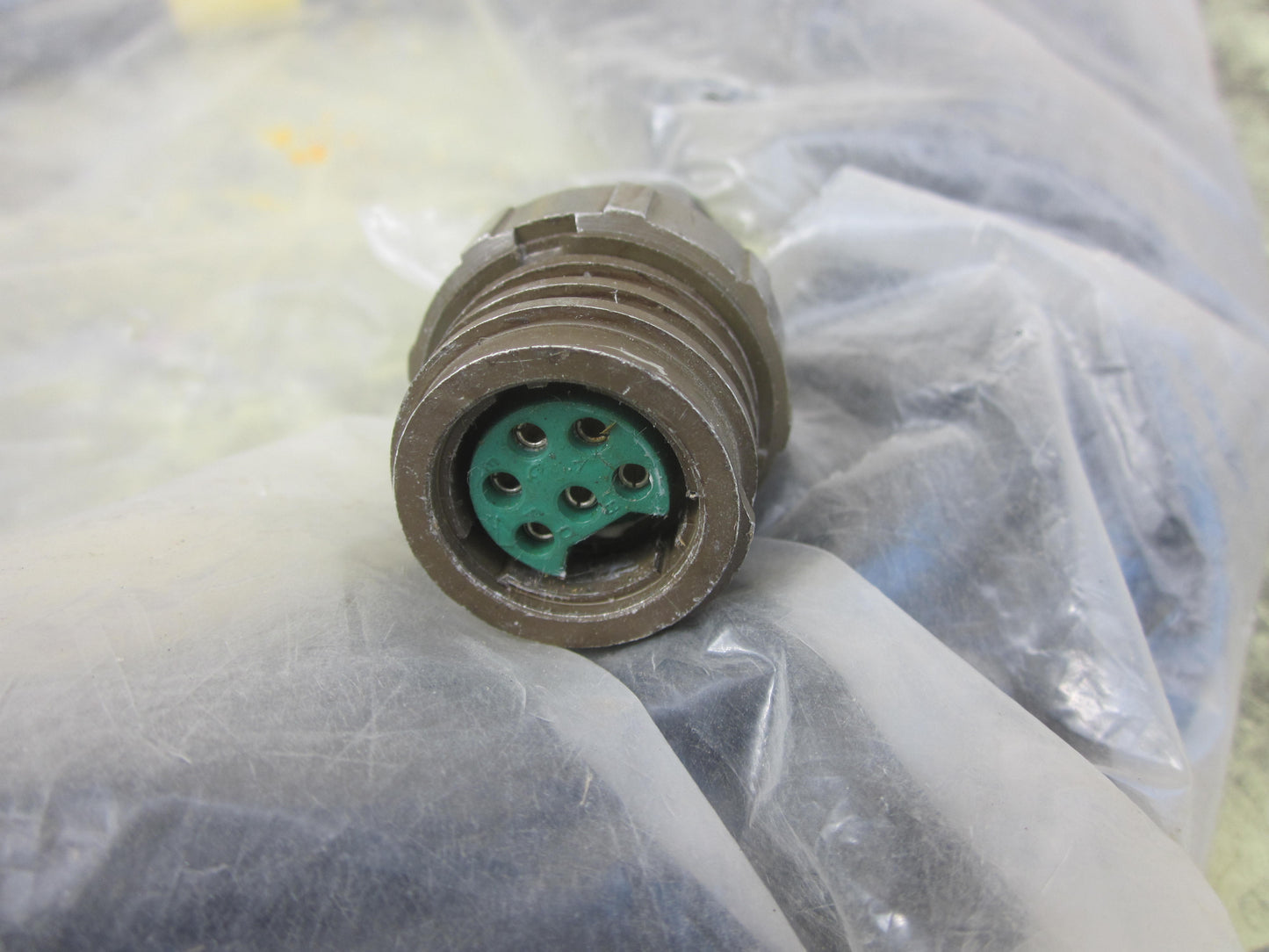 Pattern 104 Plessey Mk 7 Aluminium Small free 6 way socket to 6 way plug lead for Pye C12, Larkspur B47, B48, C13, C42, C45,  NATO, Z1 - 5995 - 99 - 949 - 1080, CES 42900