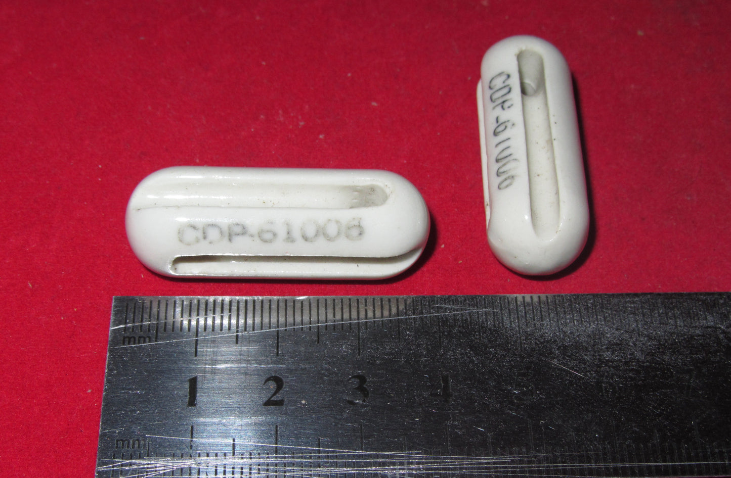 US NAVY, USN, CERAMIC  STRAIN INSULATORS, ANTENNA, AERIAL, CDP-61006 - A PAIR, X2 UNITS