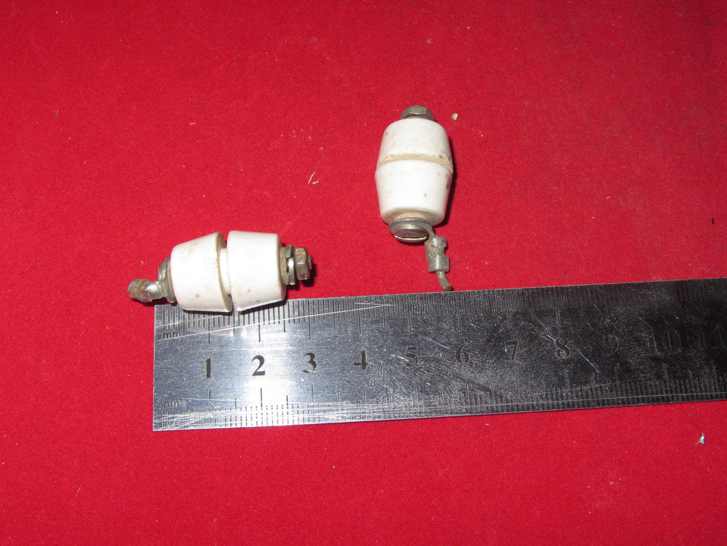 RAYMART,  CERAMIC  FEED-THROUGH, , 20mm LENGTH, 15mm DIA