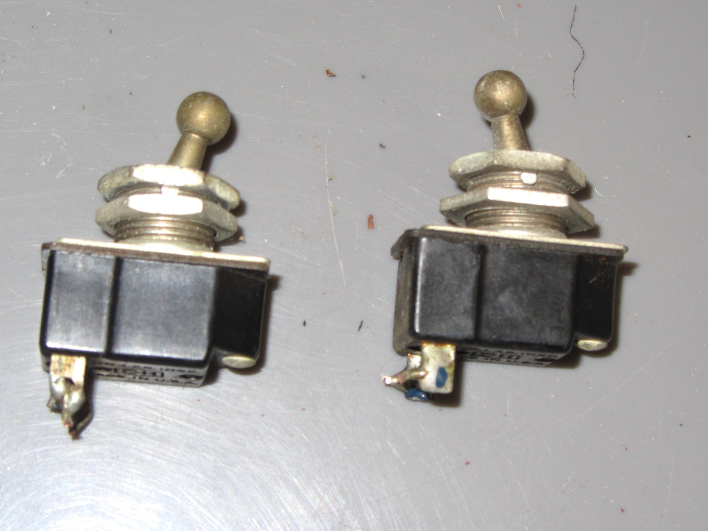 SPST C&H, Oak,  Ball Dolly Switch, 1 amp @ 250V, 3 amp @ 125v, EX EQUIPT