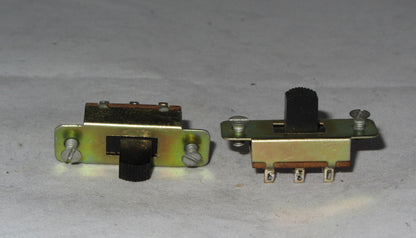 DPST CENTRE OFF FLICK  SWITCH  EX EQUIPT