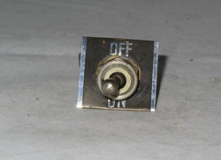 OAK CH DPST CENTRE OFF SWITCH WITH SWITCH PLATE EX EQUIPT
