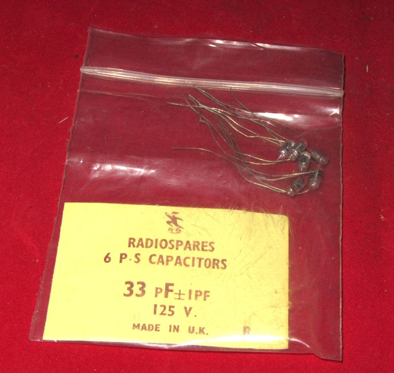 RS, RADIOSPARES, POLYSTYRENE, AXIAL CAPACITORS, 33pF 125V, PACK 6X