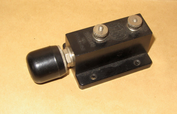 EDISON BELL, AUTOMATIC EARTHING PLUG & LIGHTNING ARRESTOR, CAT. R/123, 1928,