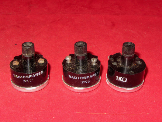 RADIOSPARES, CLR901 TYPE, ROTARY TELEVISION POTENTIOMETER WITH KNOB, 3K, CLR 1524, WIRE WOUND POTENTIOMETERS, VINTAGE NOS, 3K