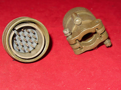 CANNON, ITT, CA-COM INDUSTRIAL CONNECTOR, 19 PIN, CA08COM-E22-14P, NOS