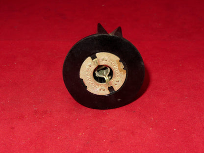 LARKSPUR, RADIO KNOB,  SKIRTED,  41mm DIA, WITH MOUNTING, Z970-0183 5535-00-116-7445,