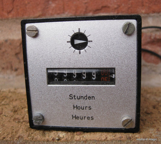 220/240V 50Hz HOUR METER BY GRUNER - NEW UNUSED - MULLARD MAGIC - 2